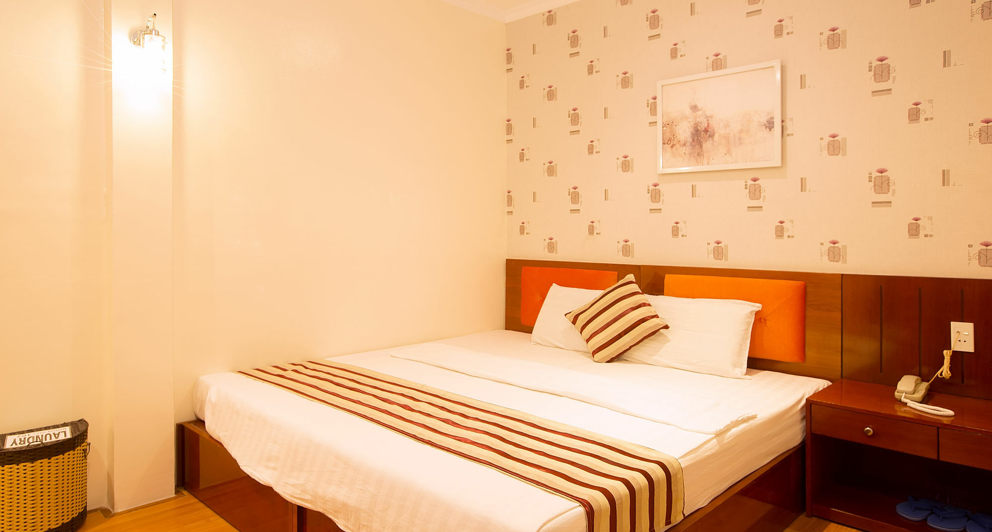 Saigon Crystal 2* TP. Hồ Chí Minh