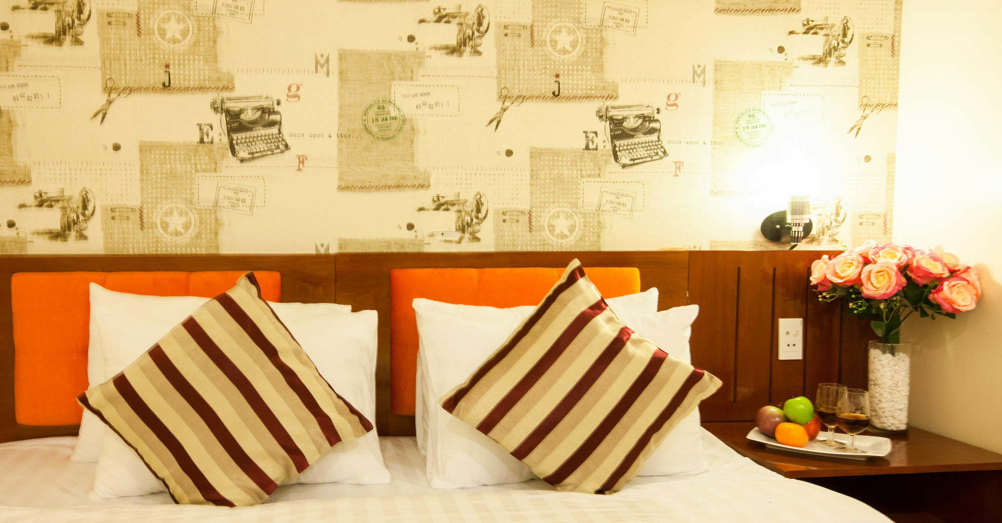 Khách sạn Saigon Crystal 2*